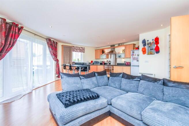 lounge/kitchen