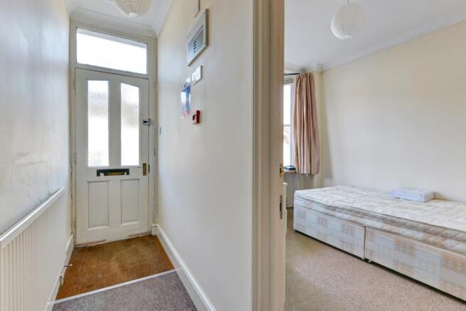 28a Crescent Road Front Entrance