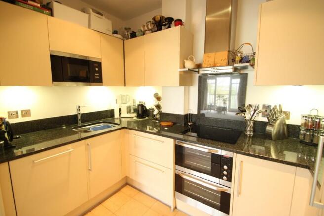 Photo 8