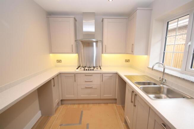 Kitchen..JPG