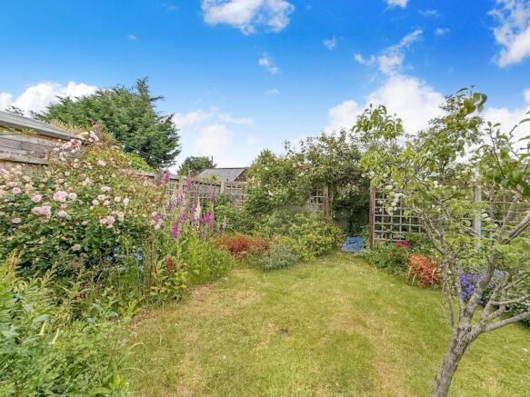 3 bed Semi-Detached for sale Image 12