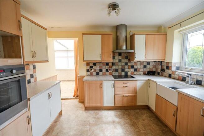 Kitchen (2)