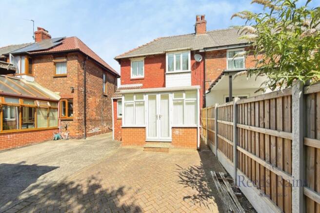 2 bed Semi-Detached for sale Image 12