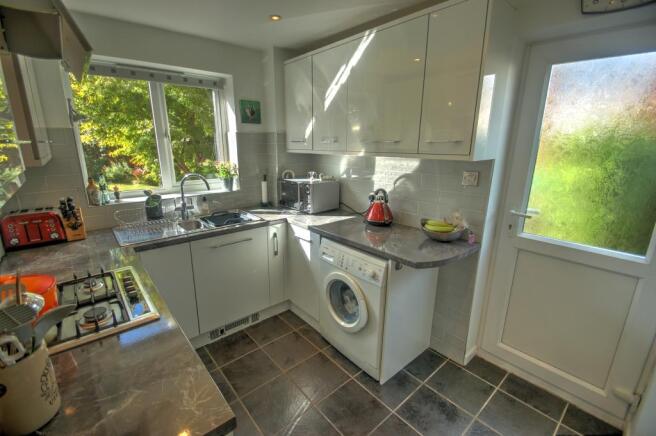 Huntley Grove Kit 2