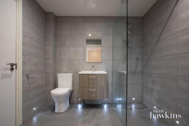 Andrews Court, Lyneham SN15 photo 4
