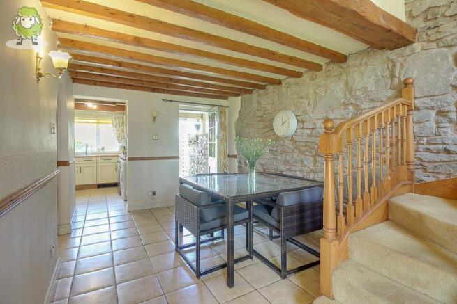 Entrance Hall & Dining Area