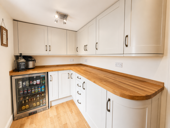 4 bed End of Terrace for sale Image 12