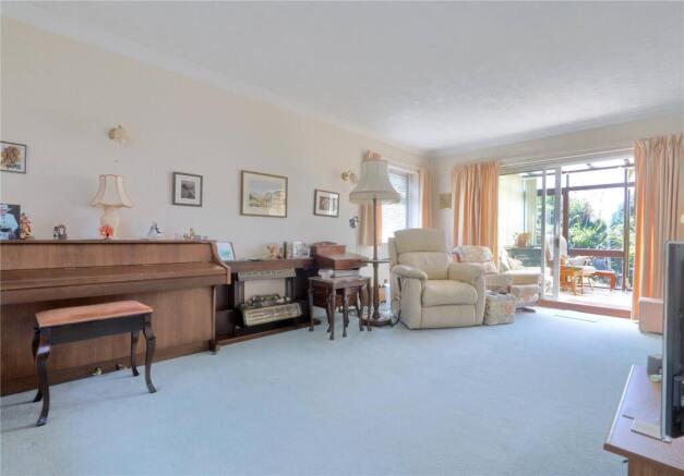 4 bed Detached for sale Image 4