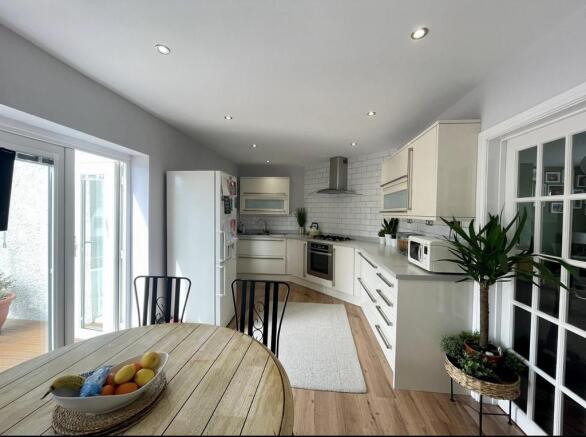 kitchen bryntaf.jpeg