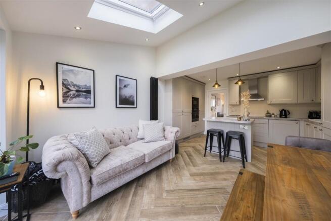 46 Foxhill Close-006.JPG