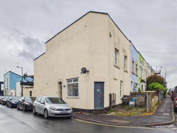 House arranged as two flats for auction, Totterdow