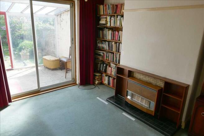 REAR RECEPTION ROOM: