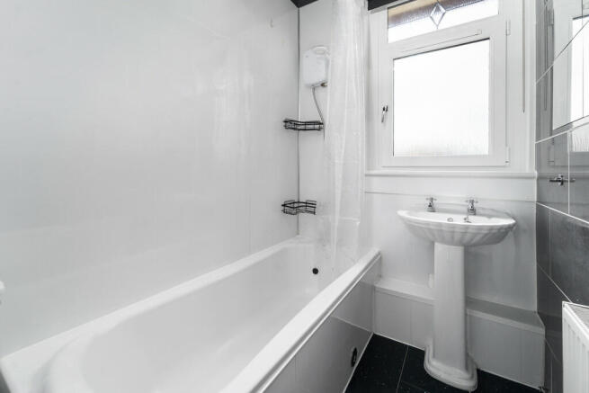 32 Riddochill Roa...