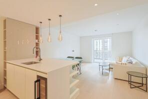 8, Cassini Apartments, Cascade Way, London W12 7RF