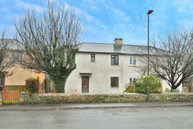 3-bed semi-detached on Siddington Road, Cirencester, Gloucestershire, £280,000
