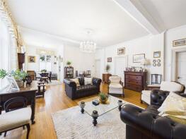 Flat 3, Bailey Hall, Dragoon Way, Christchurch BH23 2TY