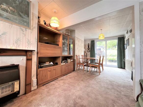 Lounge / Dining Room