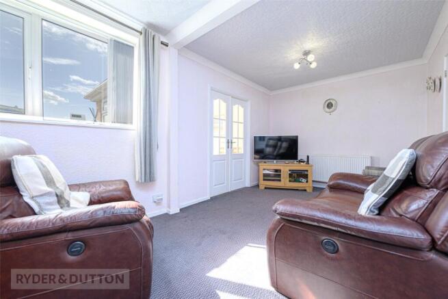 4 bed Semi-Detached for sale Image 10
