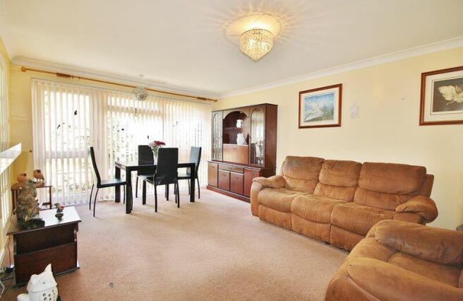 Living/Dining Room