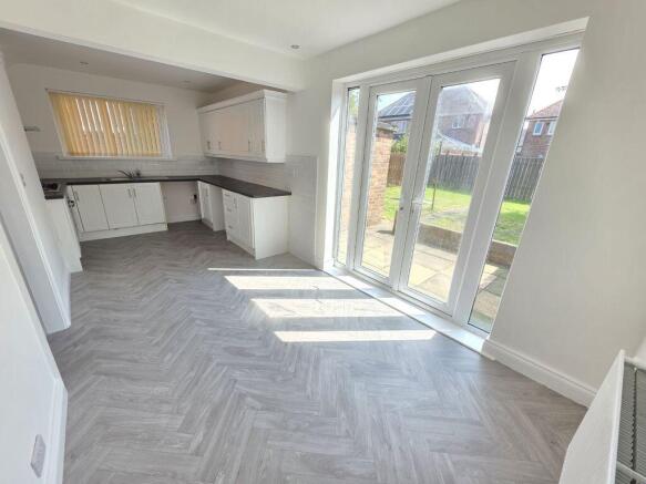 Kitchen/Dining Room