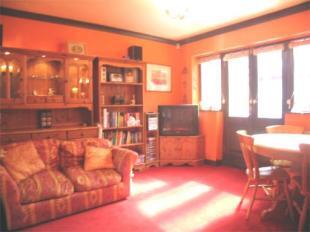 DINING / LIVING ROOM