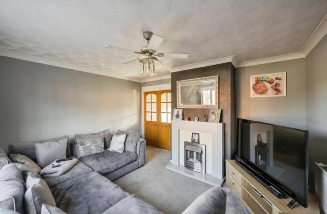 3 bed Semi-Detached for sale Image 12