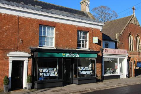High Street Amesbury