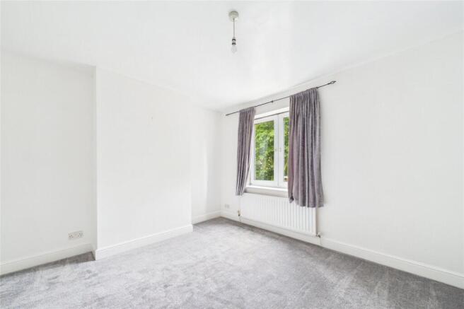3 bed Semi-Detached for sale Image 9