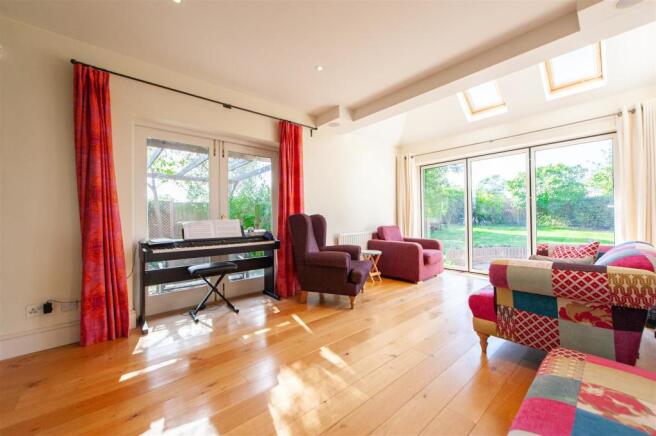 Family Room.jpg