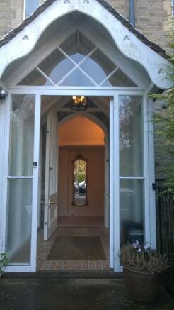 Ground floor entrance porches