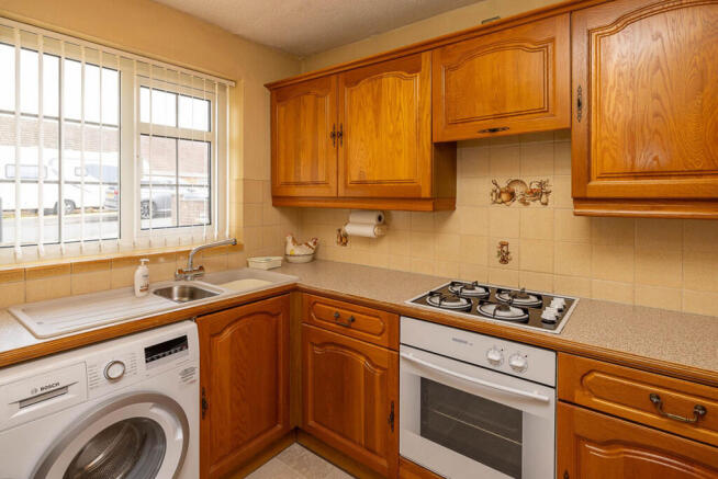2 bed Bungalow for sale Image 7