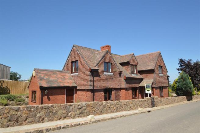 C6636 Milestone Cottage.JPG
