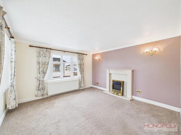 Living Room / Diner