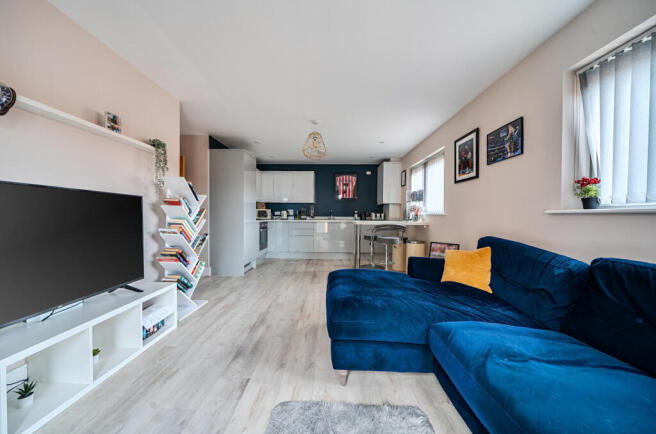 1415868-9-698f050...