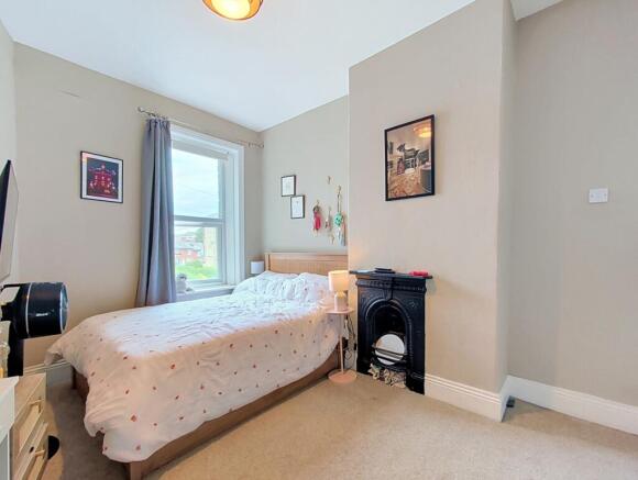2 bed Terraced for sale Image 10