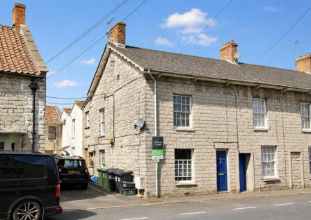 Somerton Road, Street