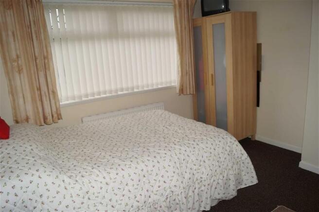 BEDROOM 3 (FRONT)