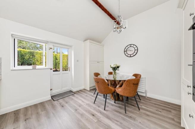 3 bed Barn Conversion for sale Image 10