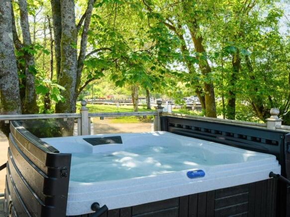 White Cross Bay Holiday Park & Marina, Ambleside Road, Windermere, LA23 1LF photo 4