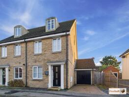 24, Thomas Crescent, Ipswich IP5 2HN