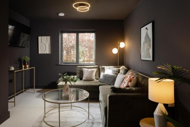 4 bed House for sale Image 7