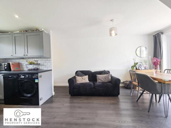 2 bed Semi-Detached for sale Image 4