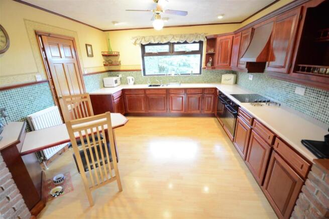 Dining / Kitchen