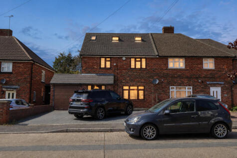 Havering Road, Romford, RM1