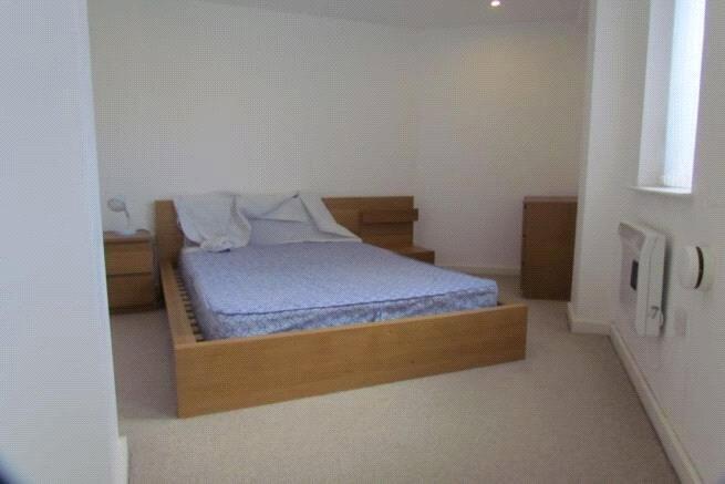 68893_81975_L_IMG_03