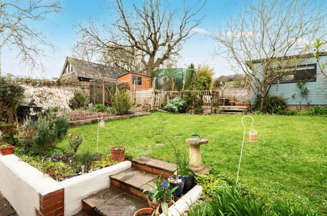 1433659-4-69c670e...