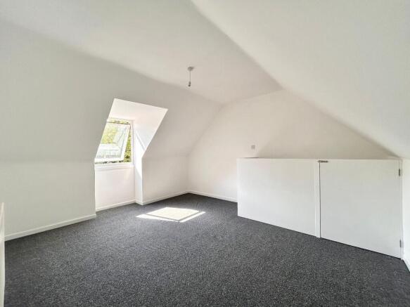 3 bed Semi-Detached to rent Image 7