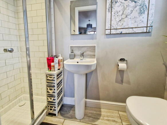 3 bed Detached for sale Image 11