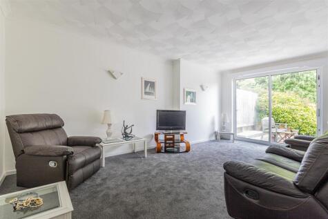 Deepdale Close, Penylan, Cardiff