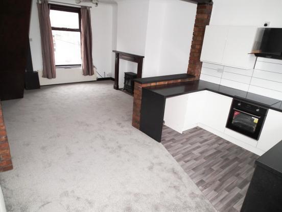 Lounge / Kitchen
